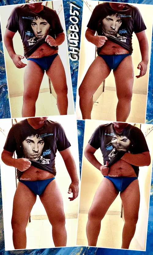 Monday Blues have struck again. So, 'Blues' Springsteen. 😅🔵😜💙🤣