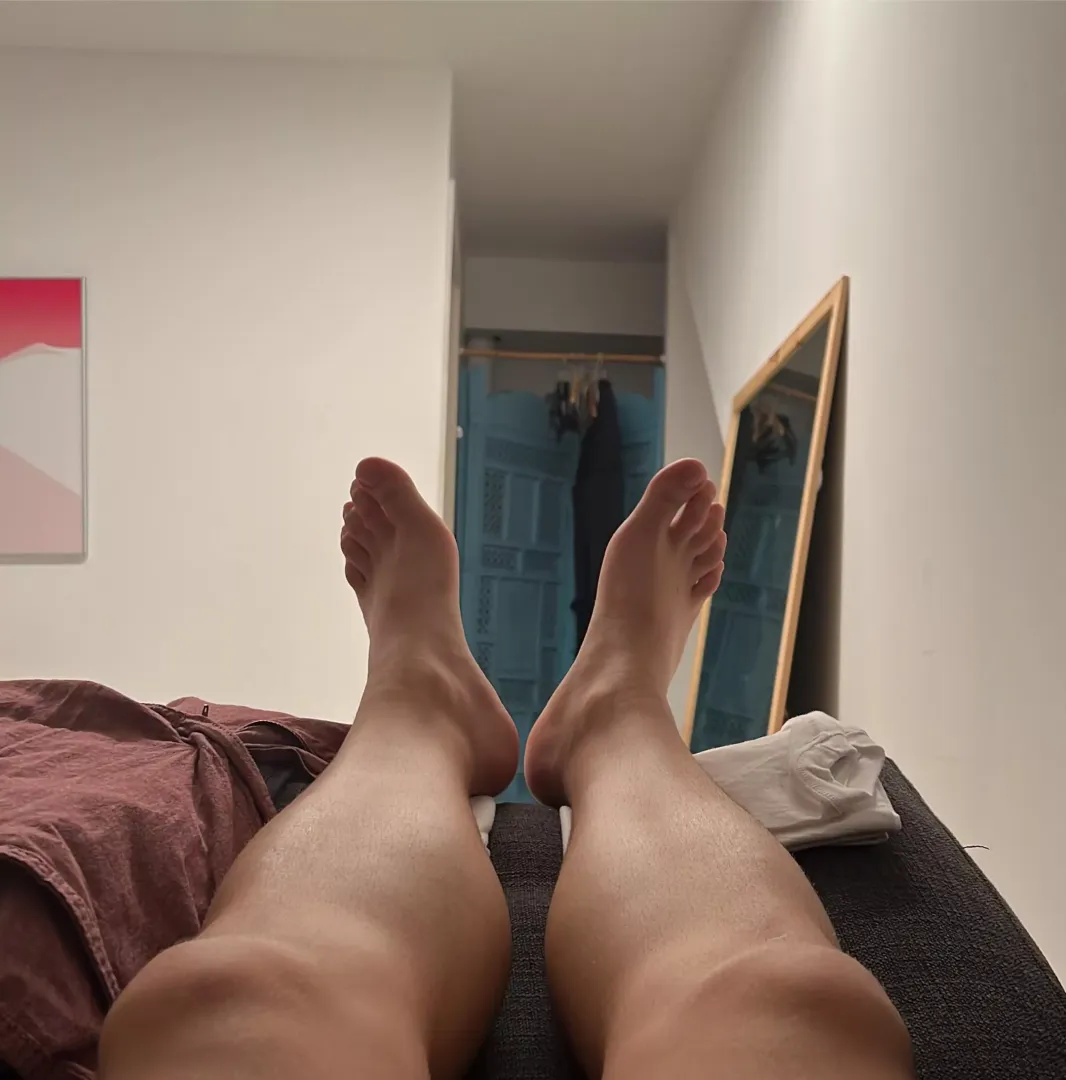 Monday is over. Time to relax 😎