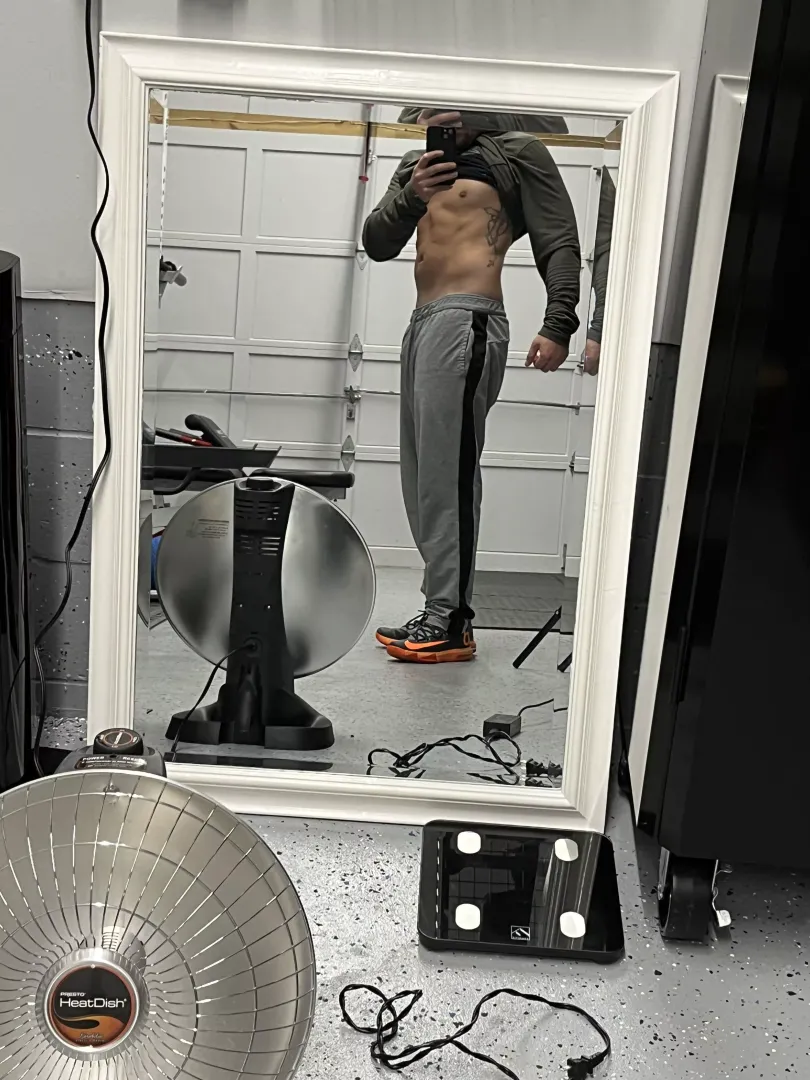 [M]ondays suck but full body blasts don’t 😜