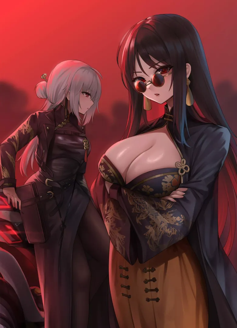 Moran and Sugar standing on business (kuronerinka) [Nikke]