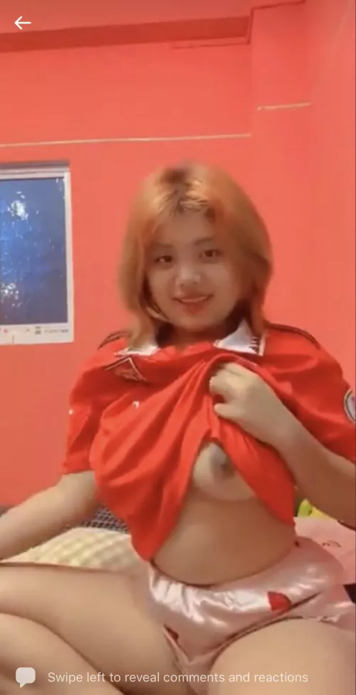 More of her plz