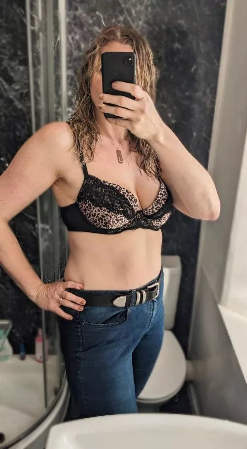 Morning! 39yo UK MILF mum