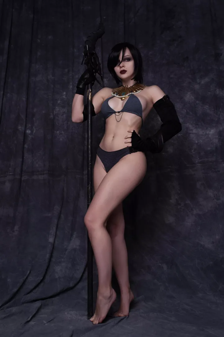 Morrigan cosplay by Evenink