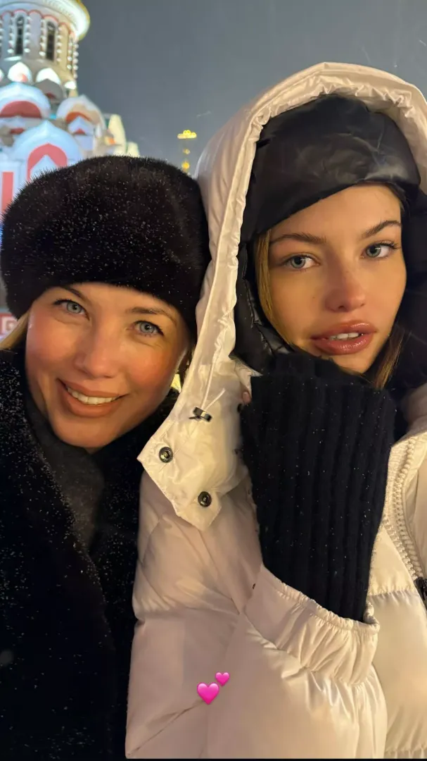 Mother & Kate Li