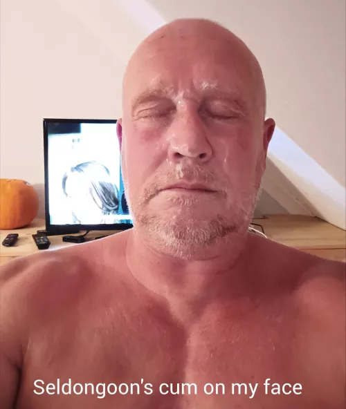 Mr seldongoon after he gave me a facial