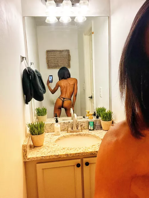 [Mrs] no school and no clothes=winter break!