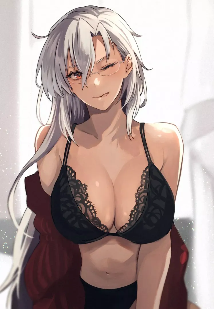 Musashi being cheeky tonight [Kancolle]