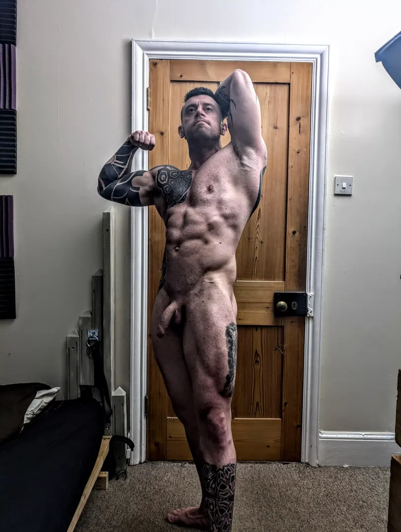 Muscle fans, should check out my OnlyFans  😅😉💪💪💪