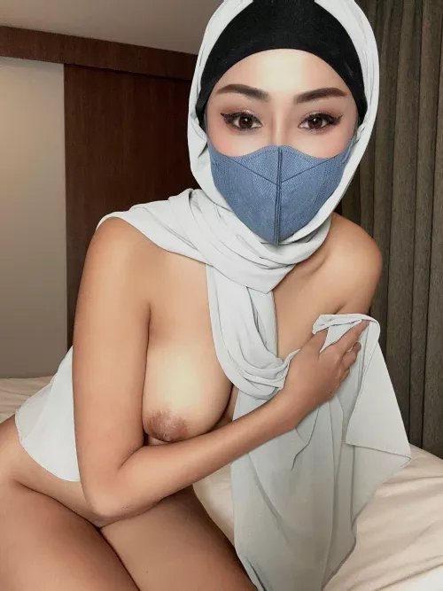 Muslim girls like me like it both rough and soft