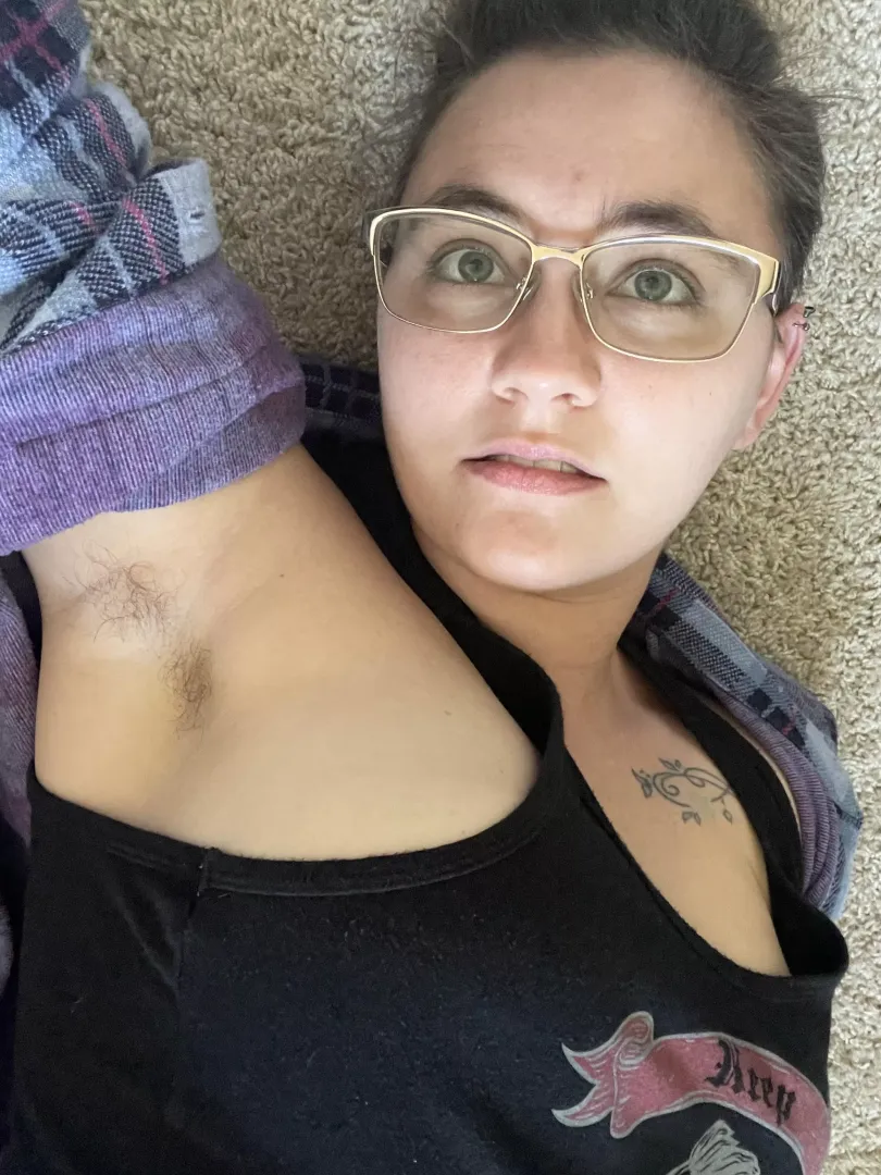My armpits grow so little hairy, sorry there’s not more!