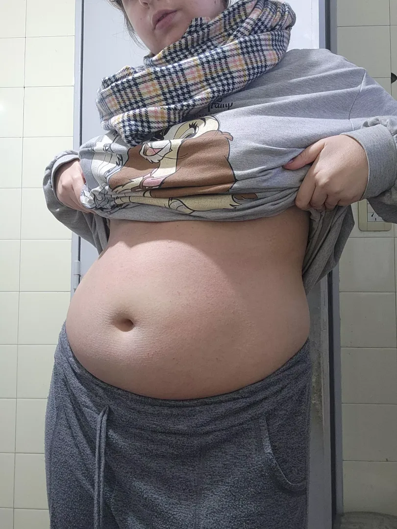 My bellybutton looks deep
