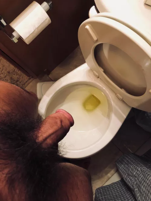 My bladder is full. Who wants it?