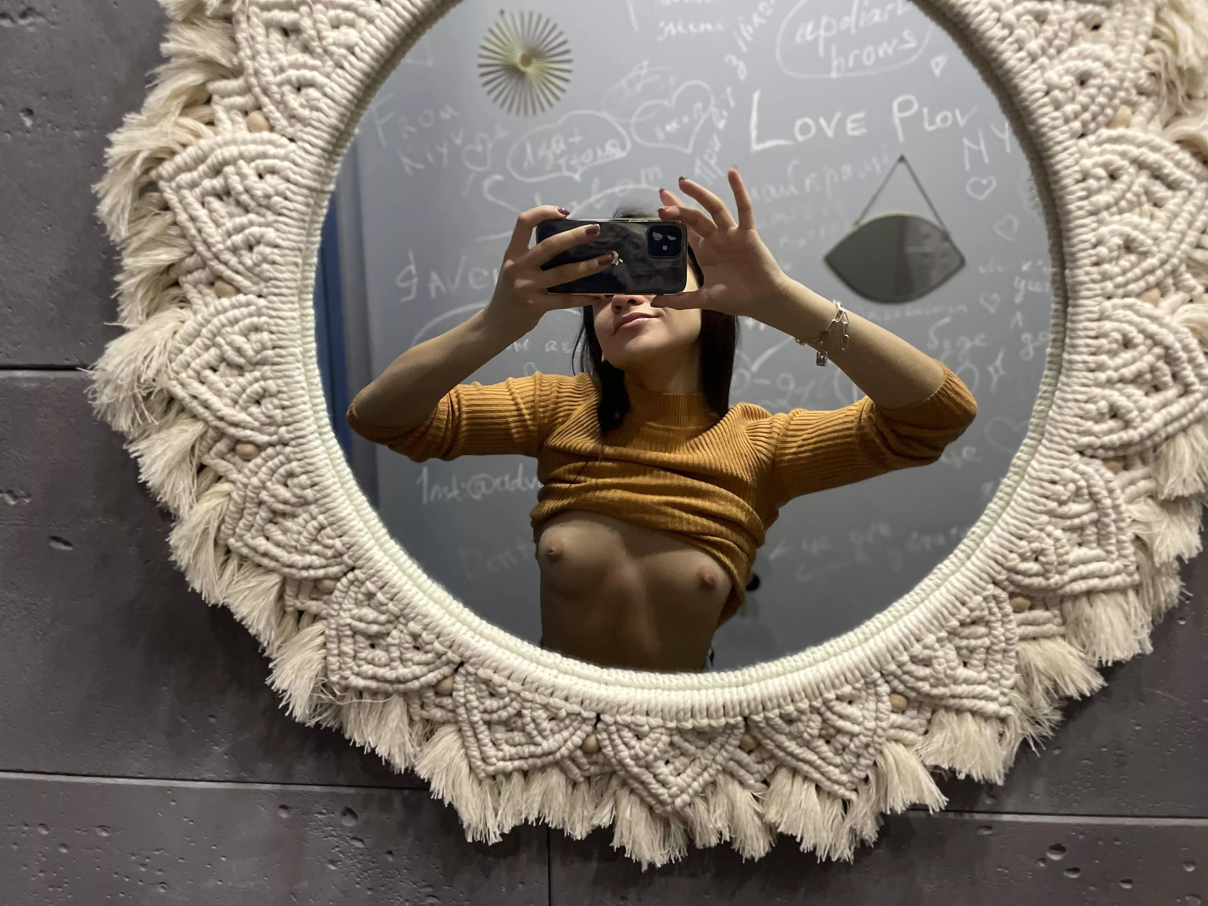 My boyfriend doesn't even suspect that I'm a collector of naked photos in public toilets