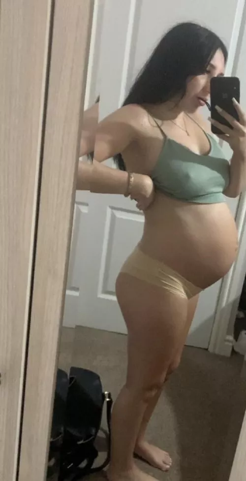 My bump tonight 🤍