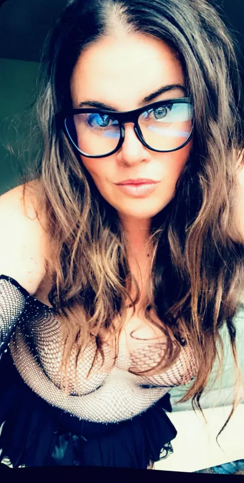 My curves are for you to grab on to while you plow me into the bed. 