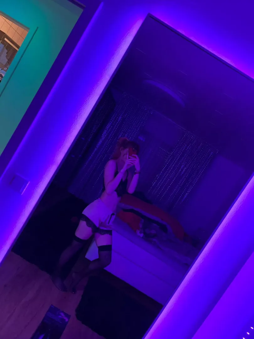 my dms are open!