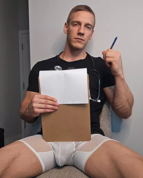 My eyes are up here 😈