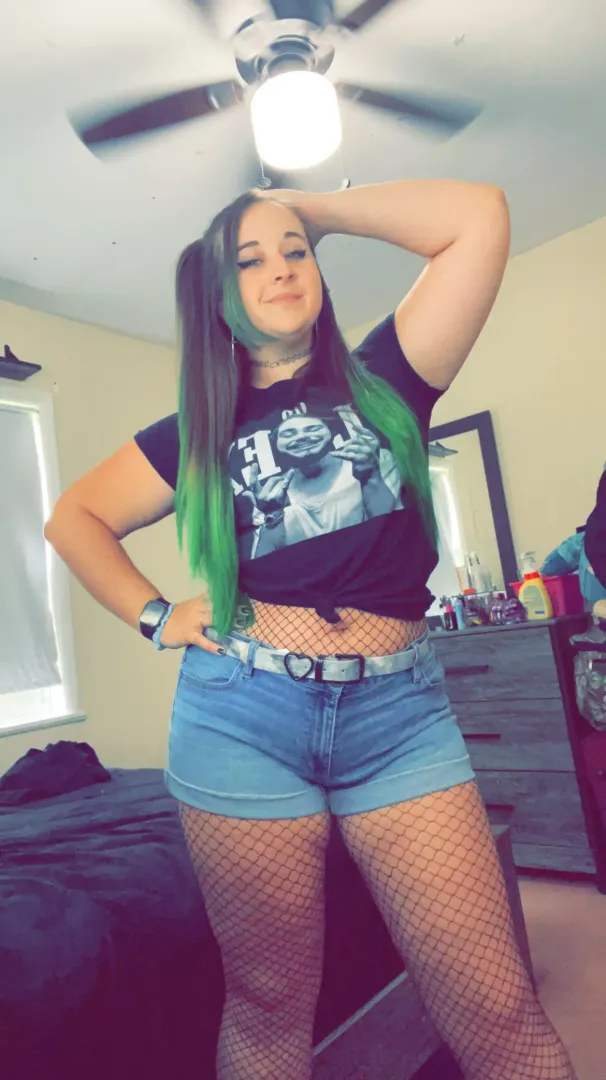 My favorite color 💚