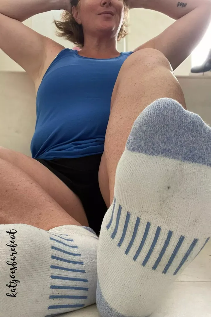 My favorite socks - I have them in almost every color - what’s your favorite? 🌈