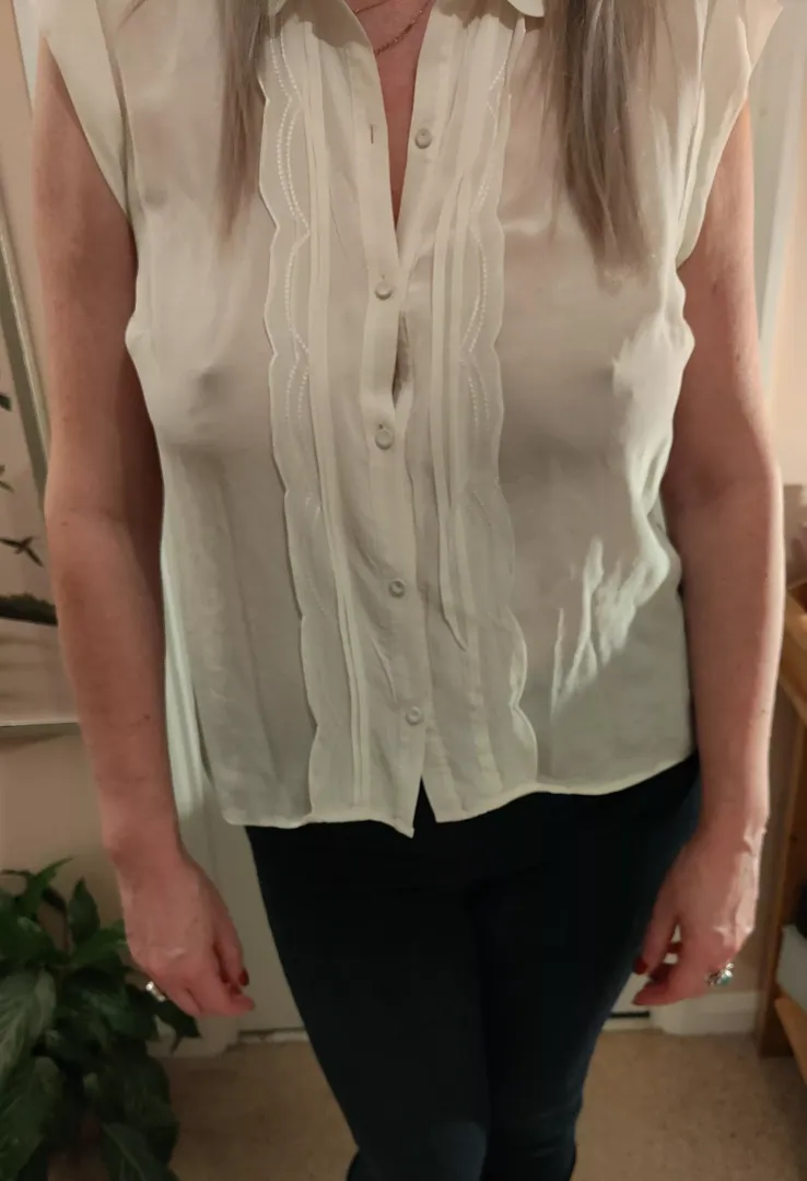 My Friday work top.... did seem chilly when I put it on...I hope the office is warmer.
