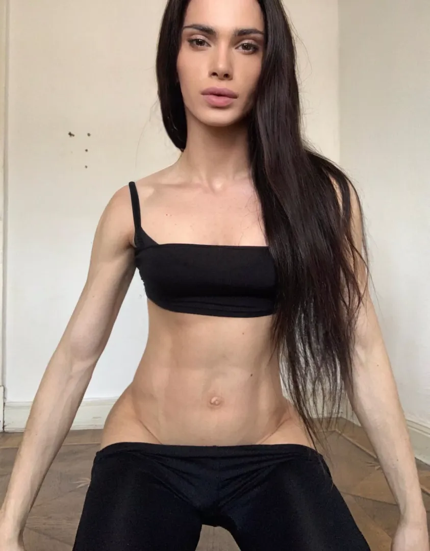 My hips are sore. Wanna massage me?