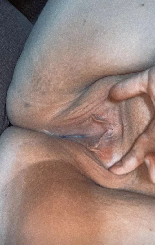 My itty bitty opening. So creamy and begging to be stretched! Give me a few ideas on some content for all you pervs!💋
