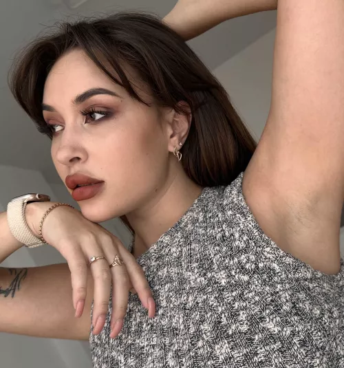 My long nails are for my mood