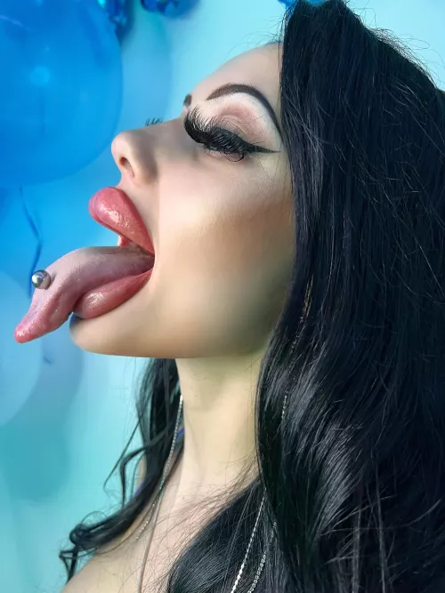 My long tongue with big piercing ball