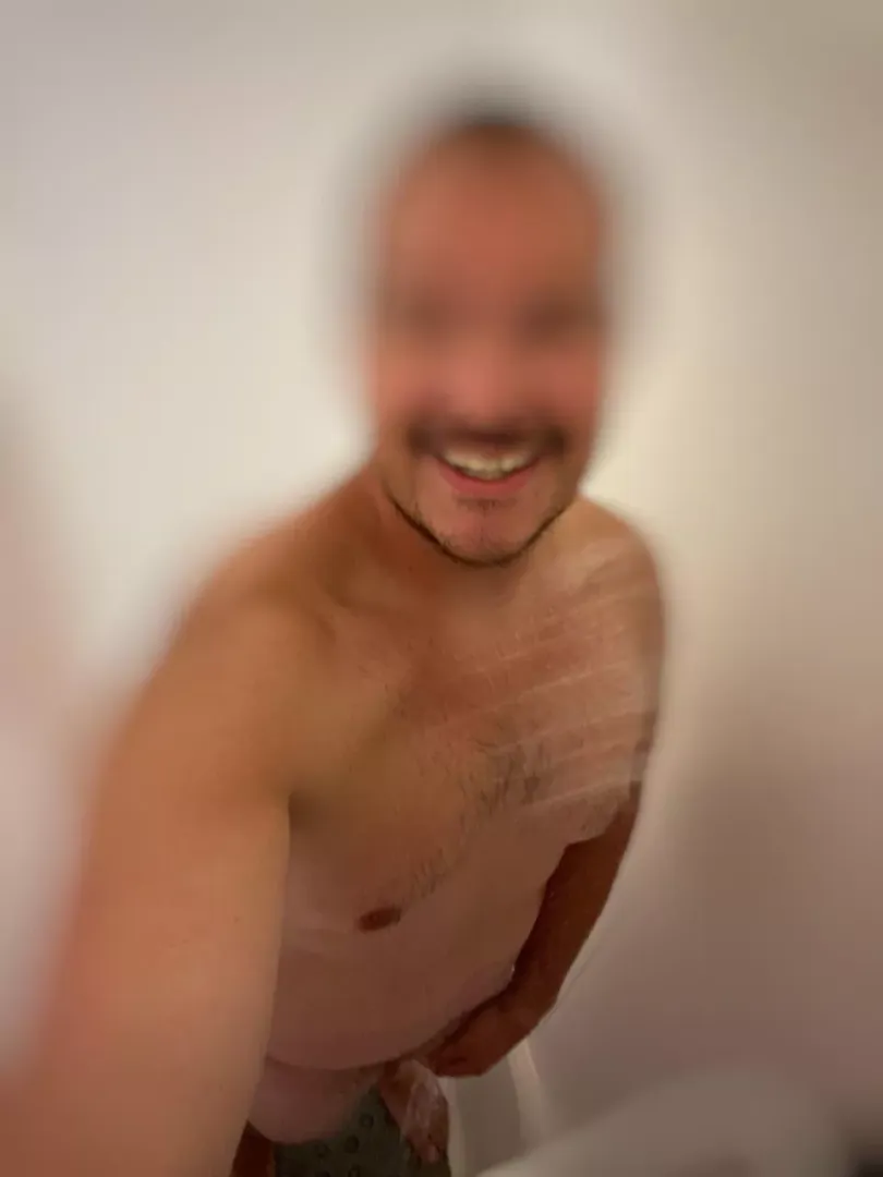 My man’s fine ass belongs here! Enjoy 😉