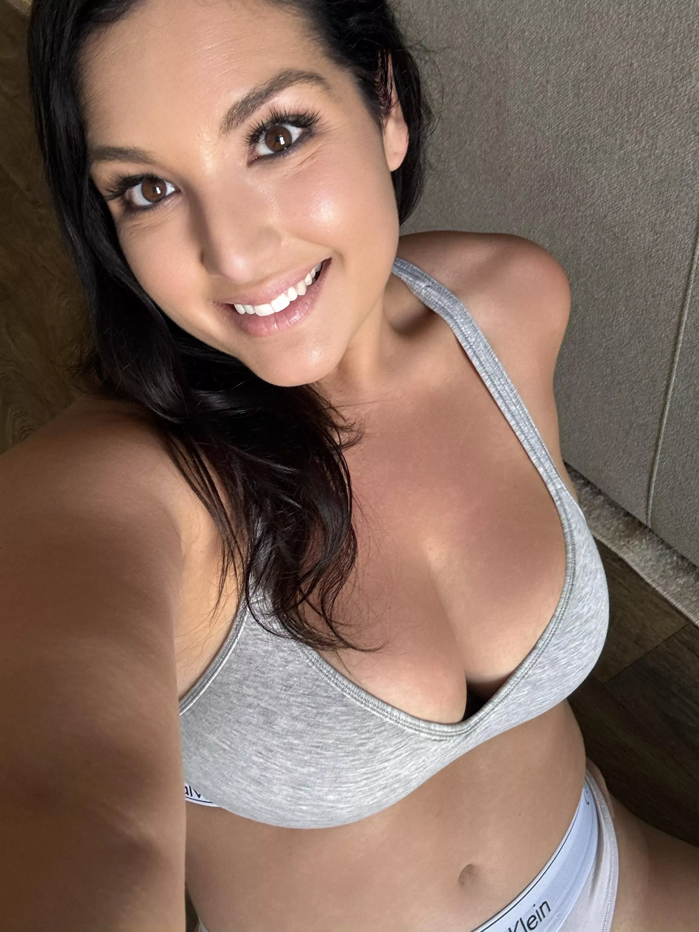 My MILF bod was meant to be naughty 