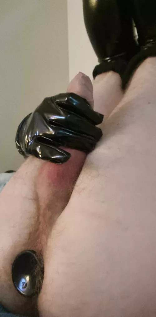 My mistress makes me prepare before she finishes work