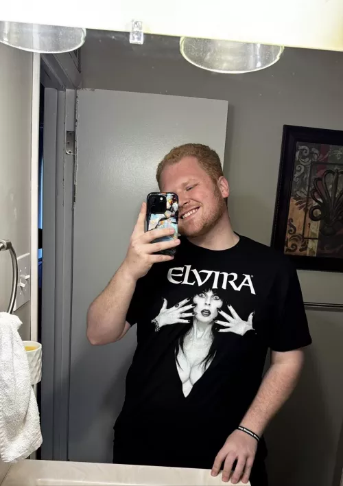 My new favorite shirt 🖤