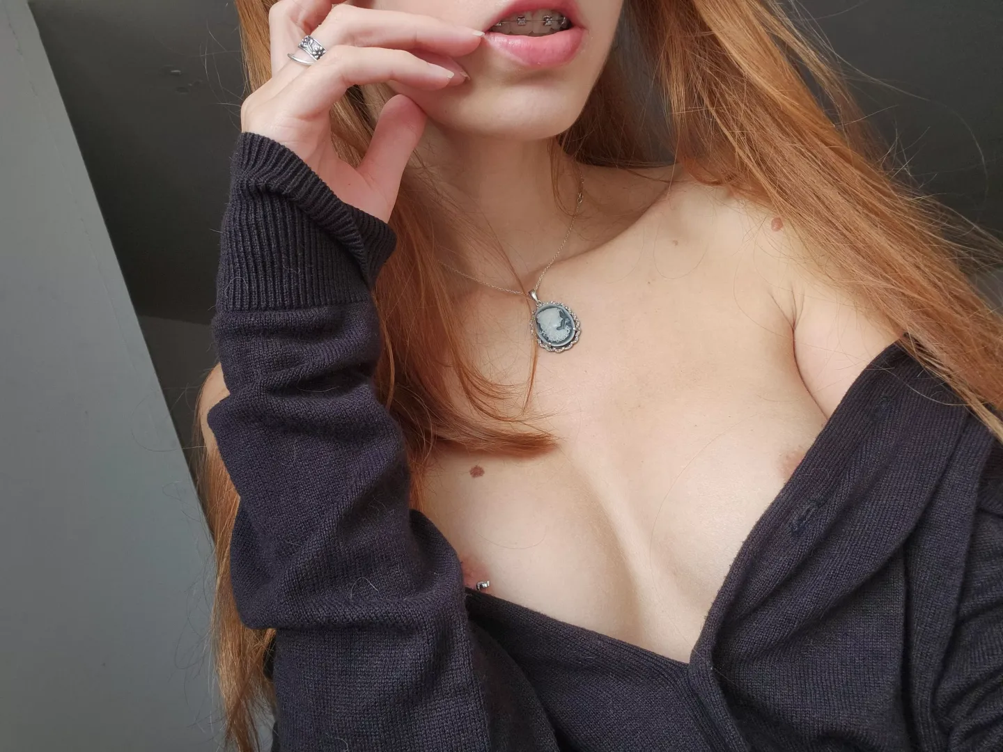 my nipples hide