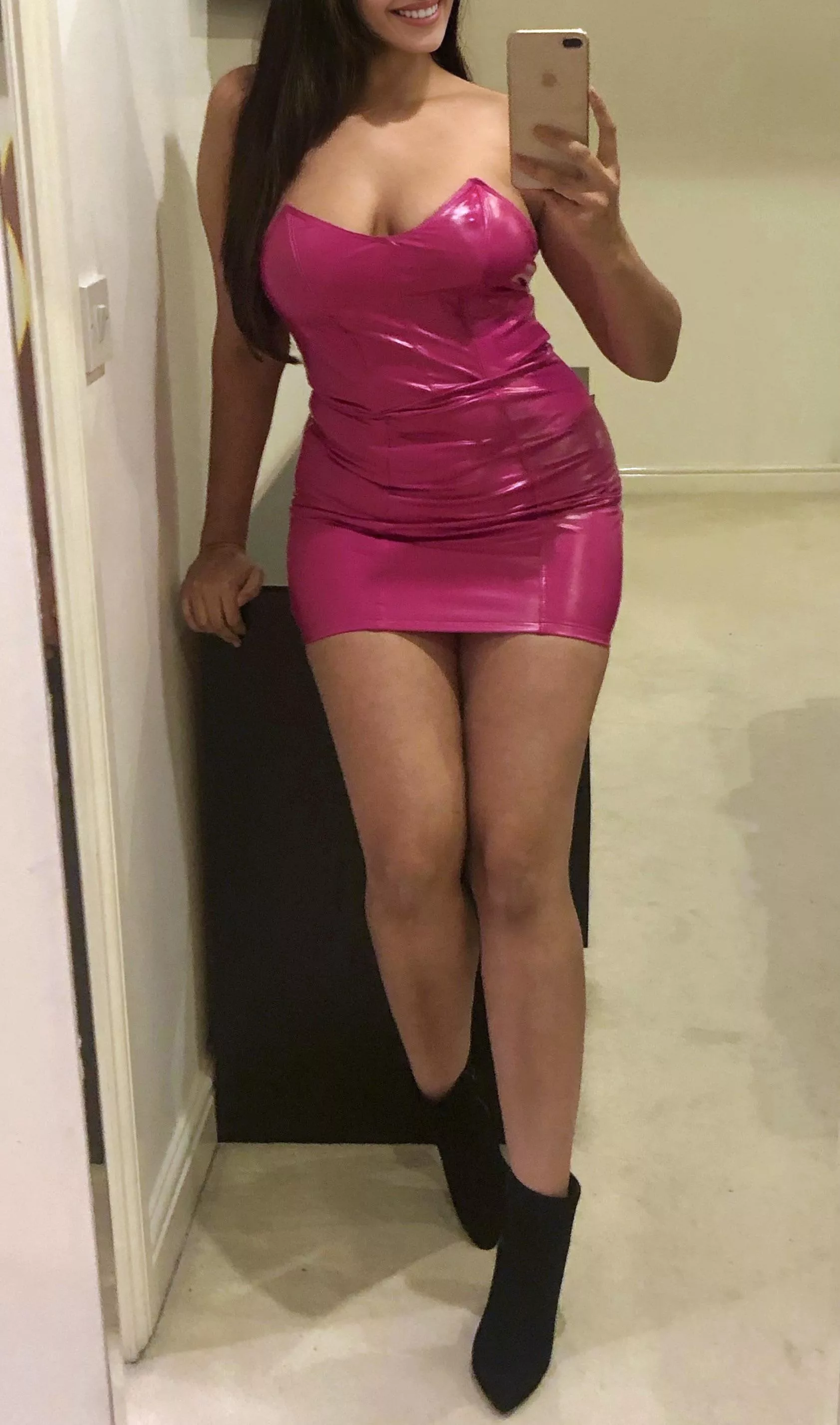 My outfit to the Xmas party last night...💞