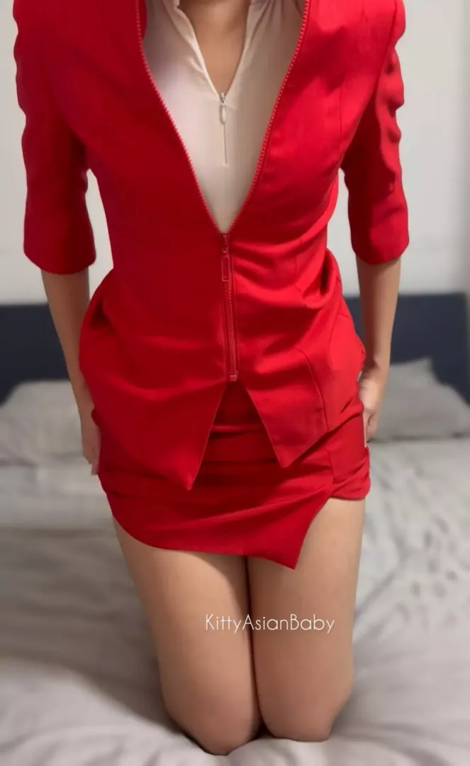 My panty was so wet when I removed it 🫢 wanna see?