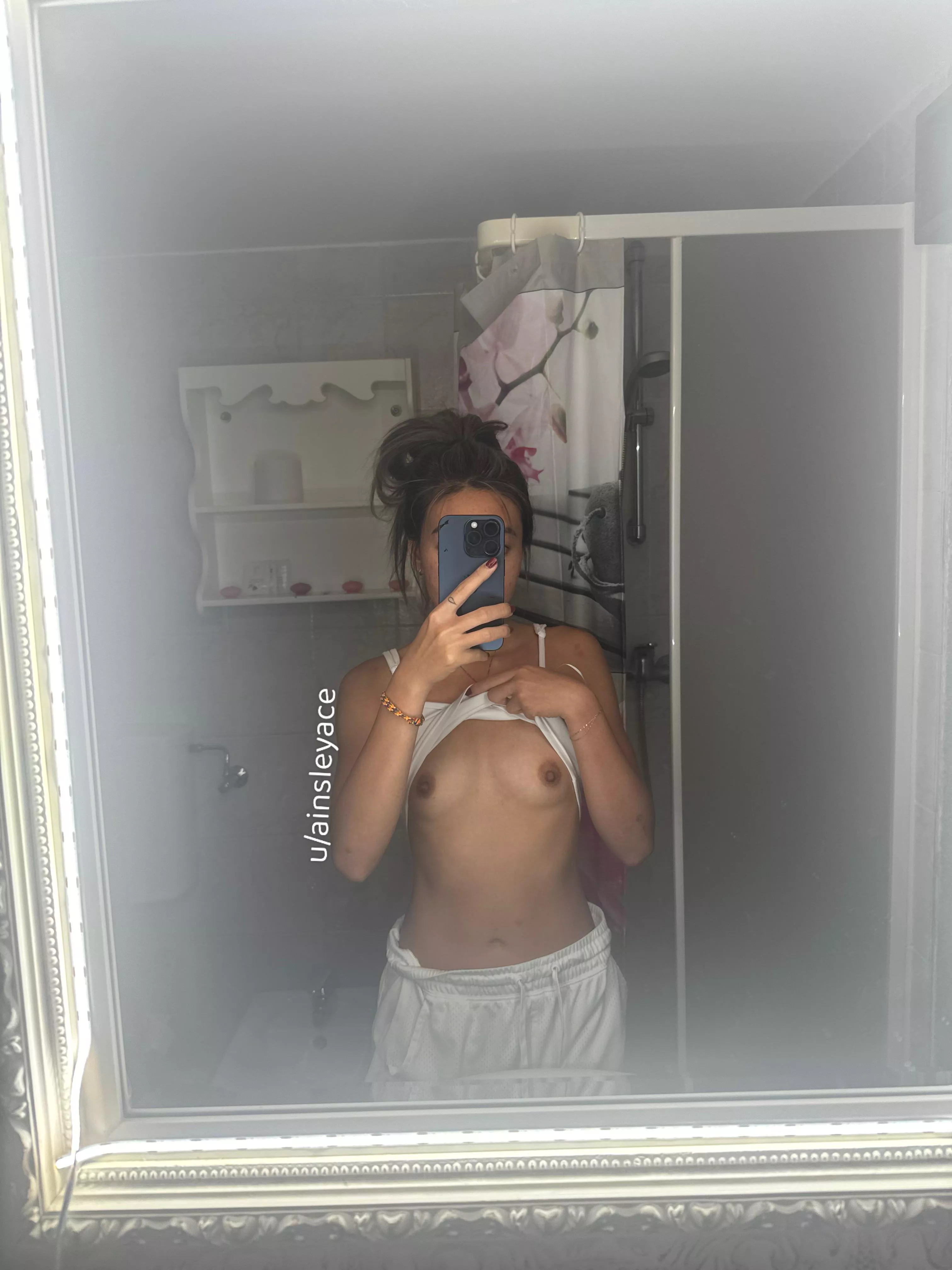 My perky tiny tits🙈