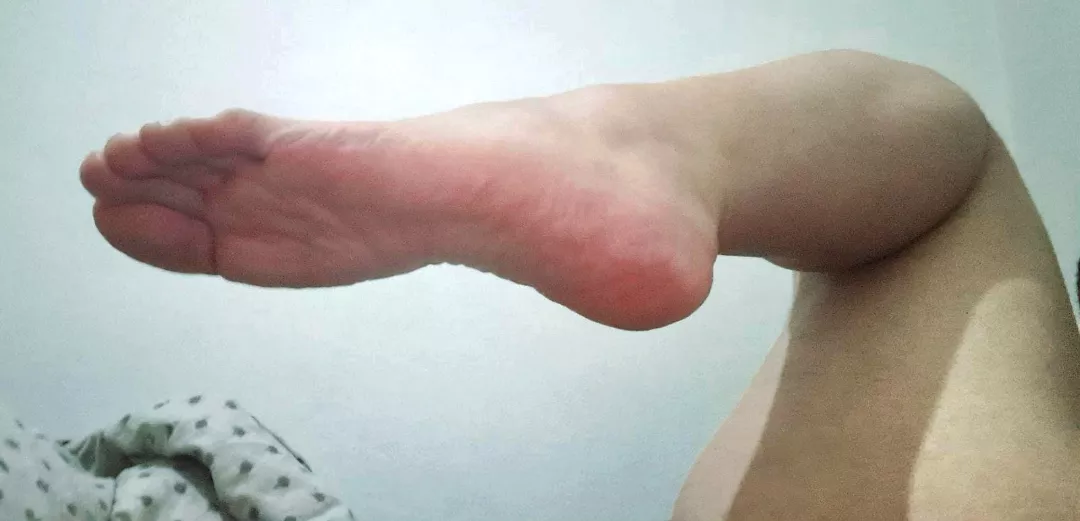My pink soles ^_^