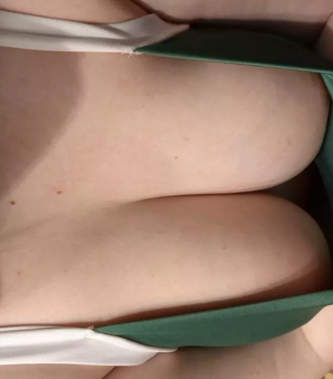 My POV in the mornings 😋💕 F18