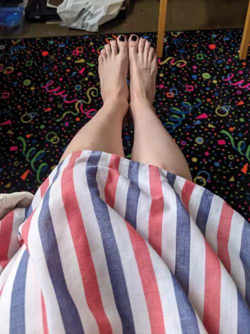 my shaved legs in a dress! 🥰