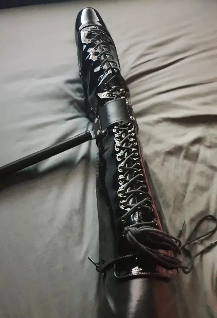 My shiny ballet boots look so much sexier when locked in restraints