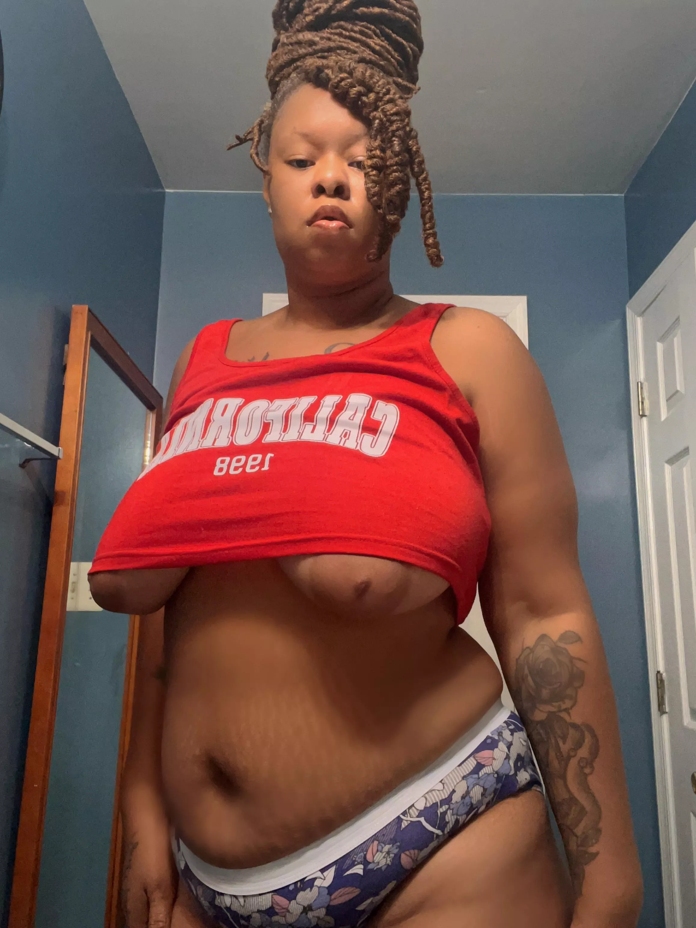 My shirts never fit 🥹😩