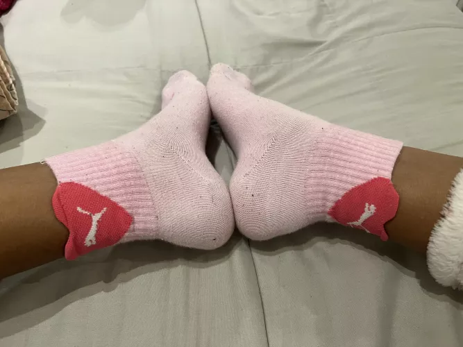 My sock has hearts 💕 do u like them? 