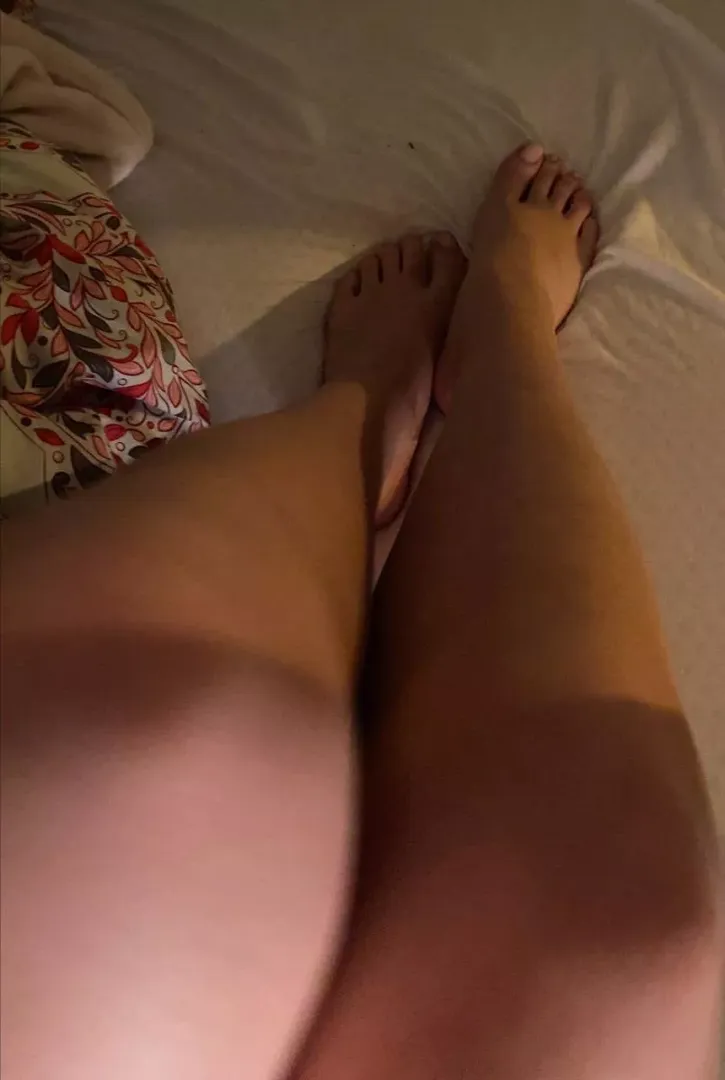 my tired feet need to be massage
