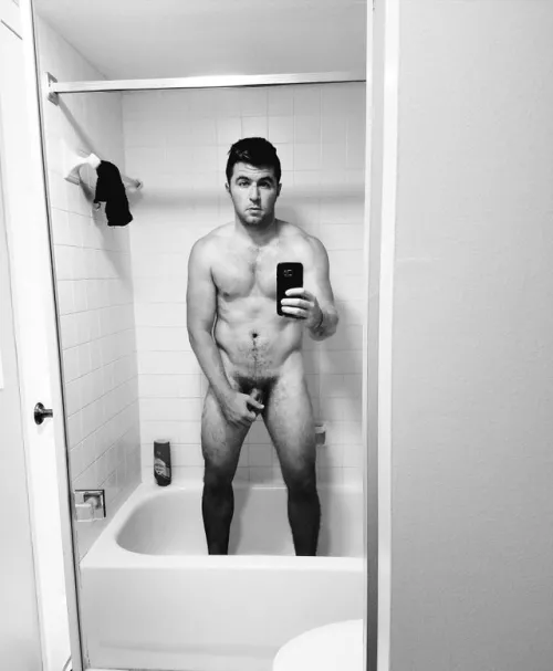 My tongue will taste of gin and malicious intent.