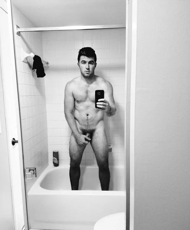 My tongue will taste of gin and malicious intent.