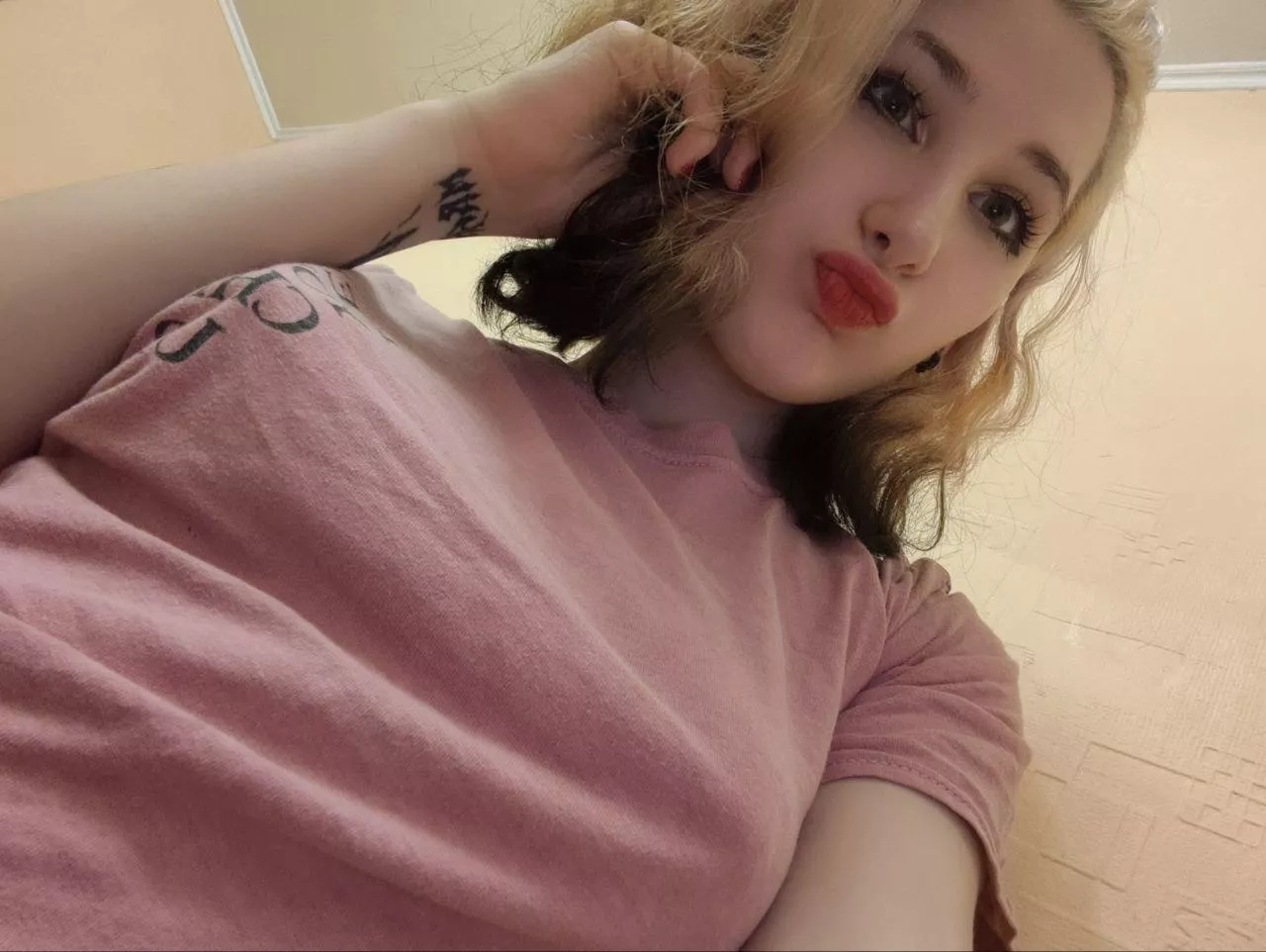 My t-shirt got even better when I took off the bra, now I know how to wear a t-shirt properly )