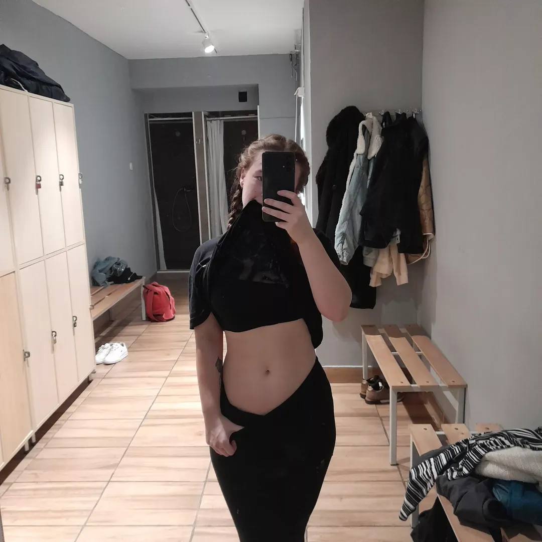 My tummy after a workout [img]