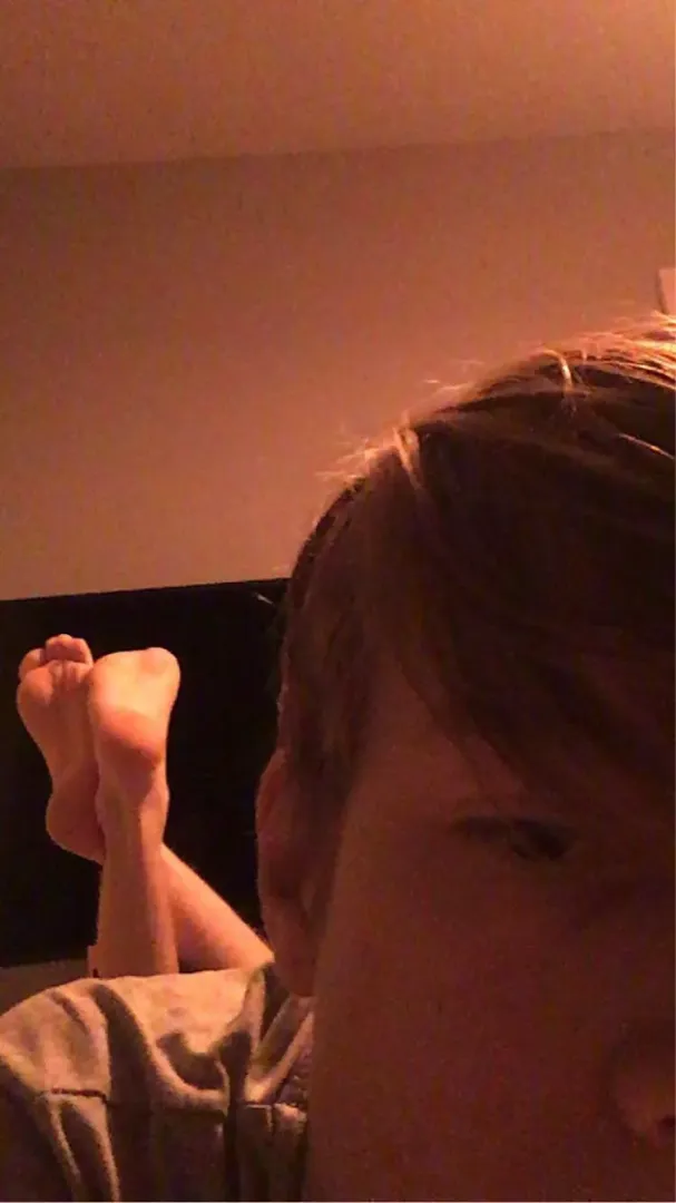 My Twink feet 👀