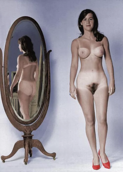 Naked in red heels and mirrored