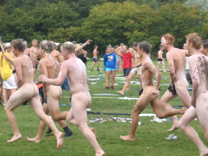 Naked Run